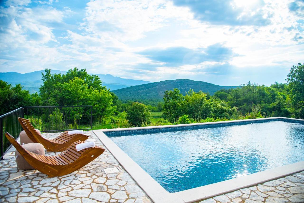 Villa Vita Trilj Ngoại thất bức ảnh