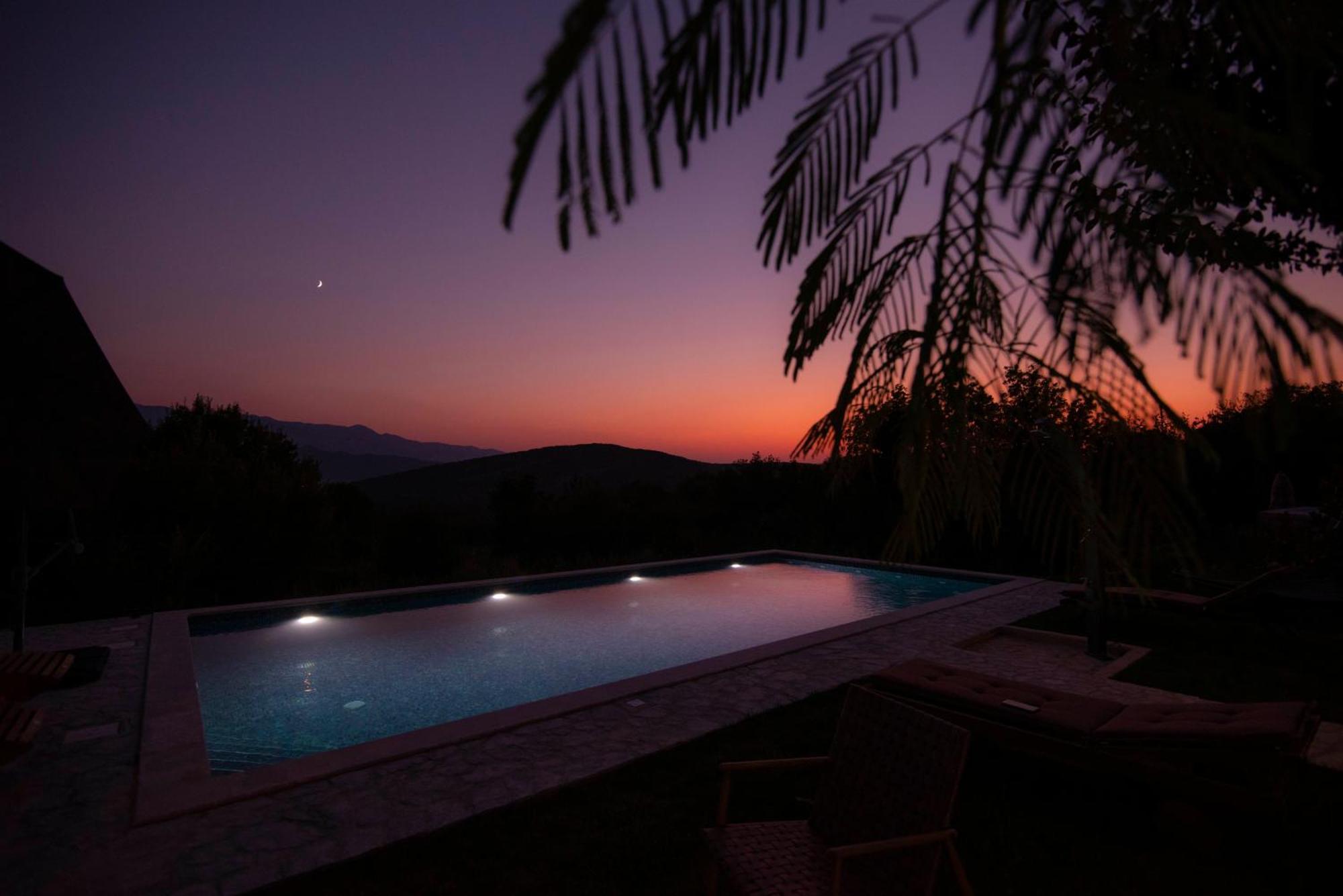 Villa Vita Trilj Ngoại thất bức ảnh