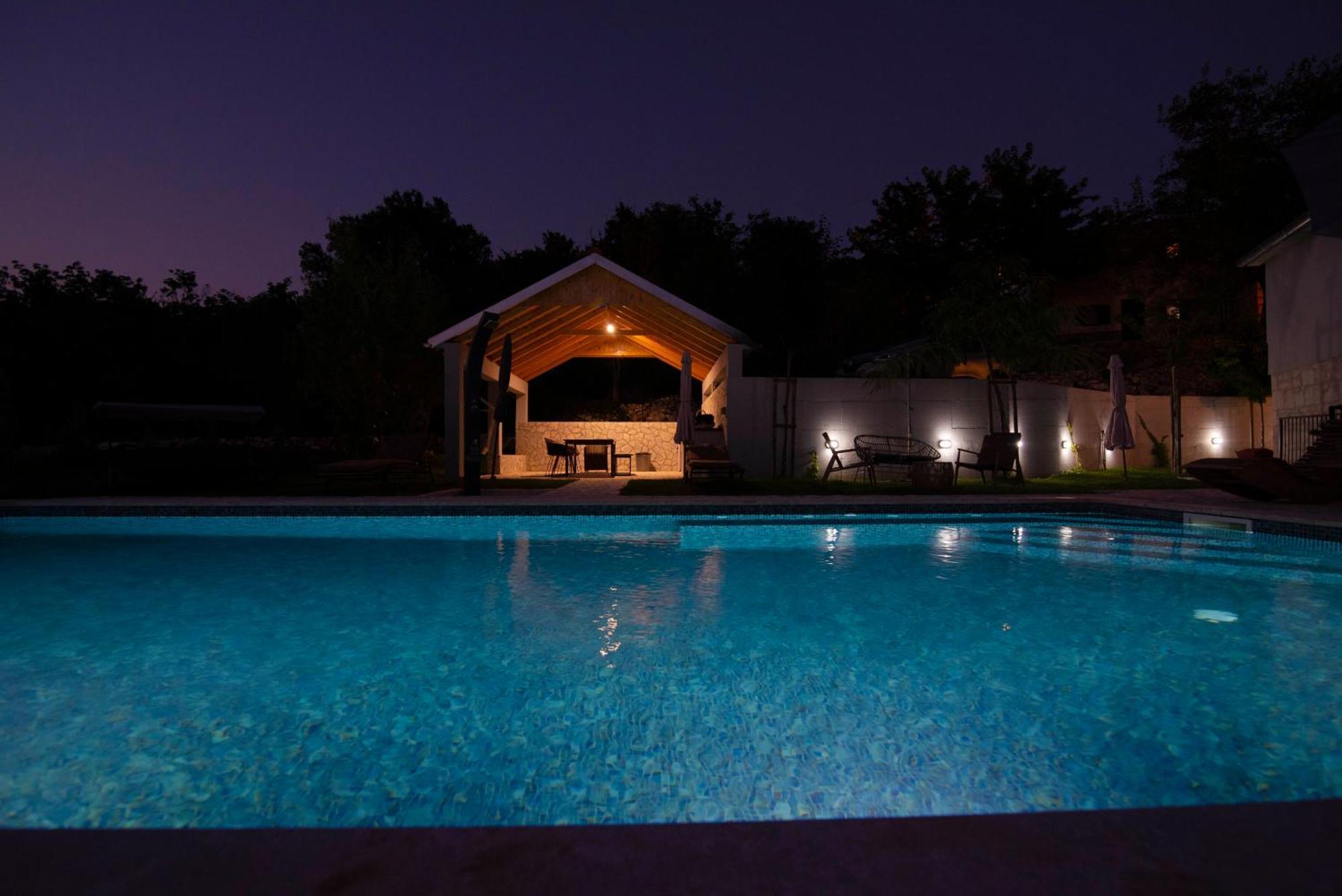 Villa Vita Trilj Ngoại thất bức ảnh